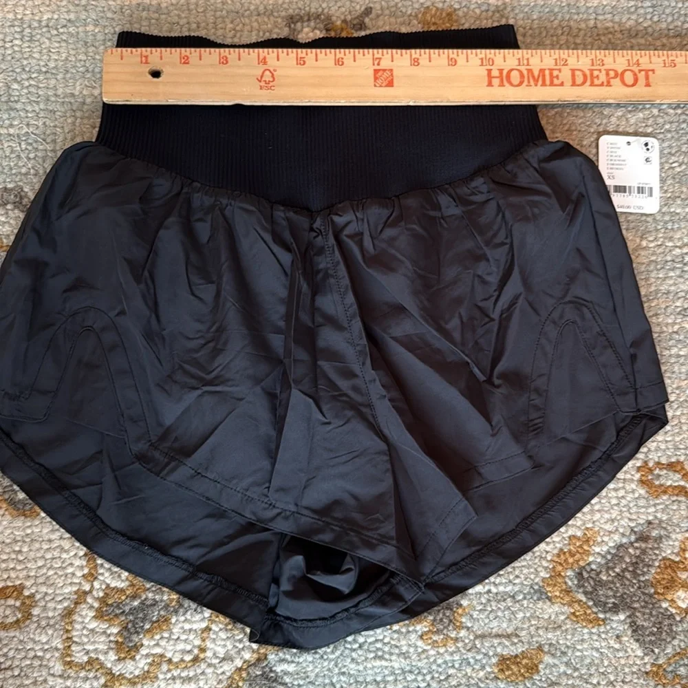 NWT Free People Carpe Diem Shorts in Black XS - Picture 9 of 12